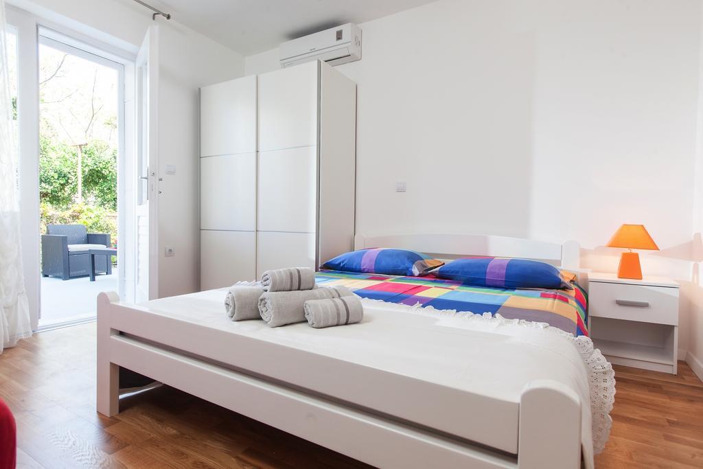 Apartments Filipeti Макарська Екстер'єр фото
